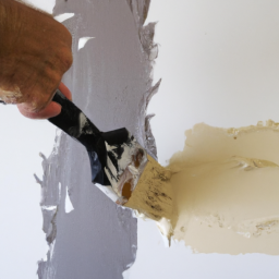 Remise en état de vos murs : quand et comment peindre Coueron